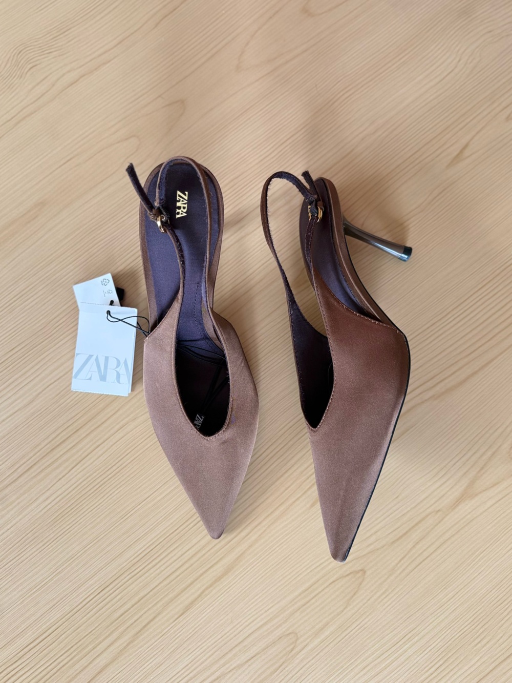 NEW Zara Pointed Toe Slingback Heels Kitten Heels Brown Size 40 (USA 9) - Picture 1 of 7